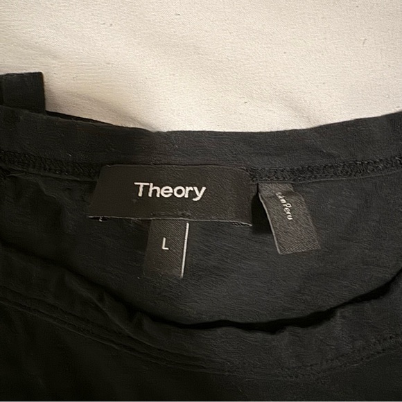 Theory T-Shirt - Picture 2 of 5
